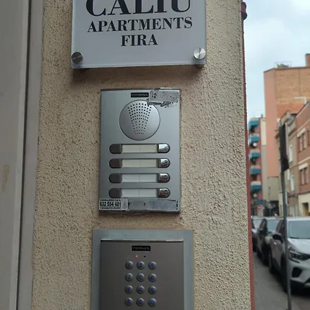 Caliu Barcelona - Fira Apartment