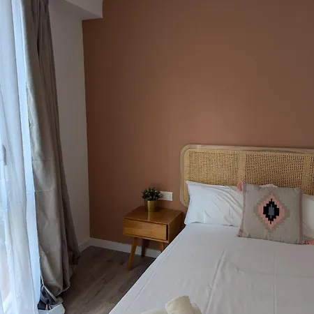 Caliu Barcelona - Fira Apartment *
