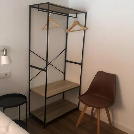 Caliu Barcelona - Fira Apartment