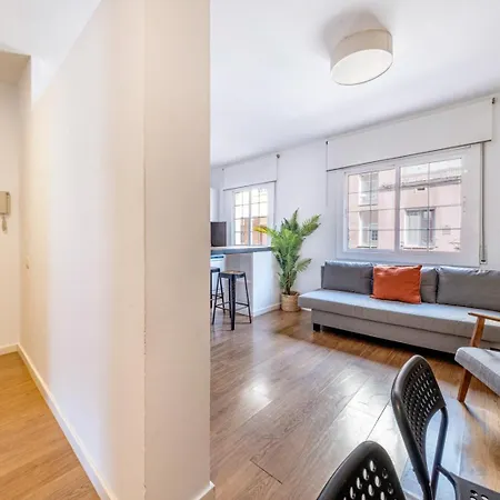 Caliu Barcelona - Fira Apartment